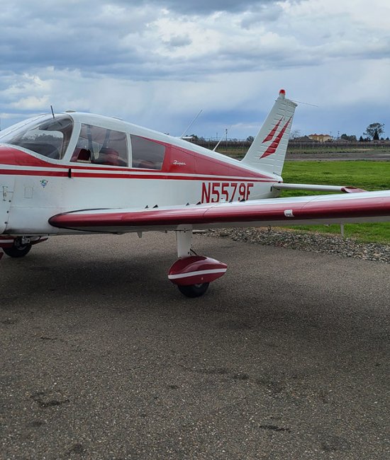 Політ на літаку Piper PA-28 Cherokee ознайомчий політ на літаку