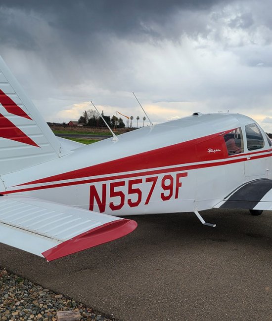 Політ на літаку Piper PA-28 Cherokee ознайомчий політ на літаку